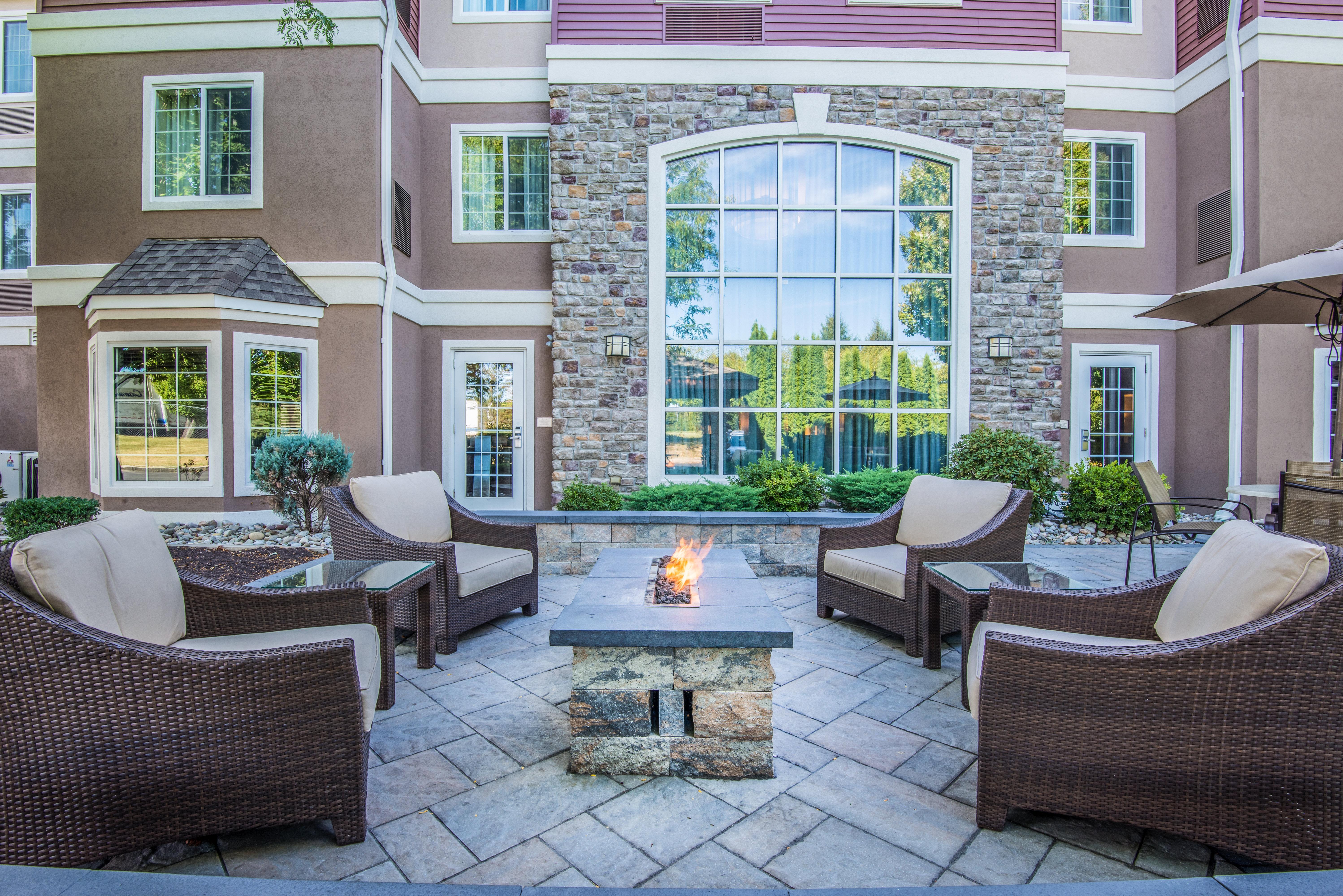 Fogelsville Staybridge Suites Allentown West מראה חיצוני תמונה
